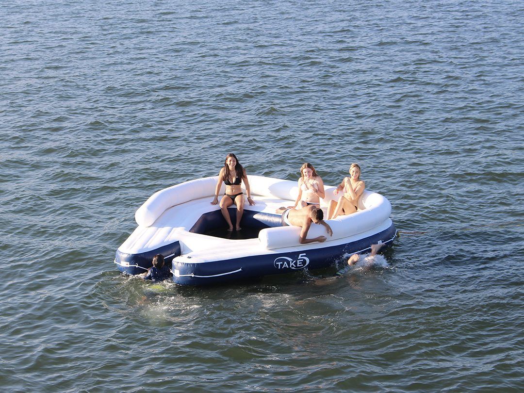 FunAir Floating Oasis