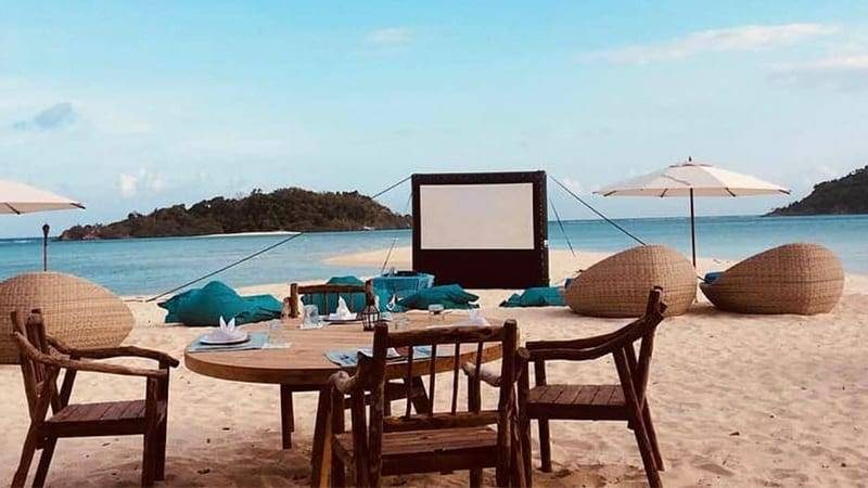 Airscreen Nano outdoor cinema screen