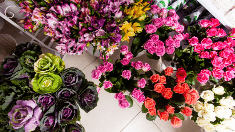 Caring for cut flowers on yachts and superyachts
