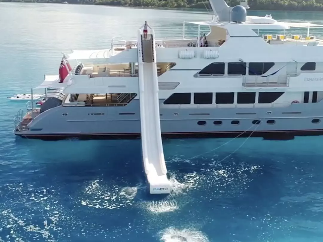 Hanger Extreme Yacht Slide