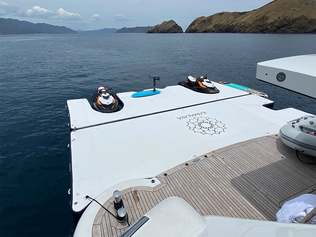 Motor Yacht Kamalaya Super Dock