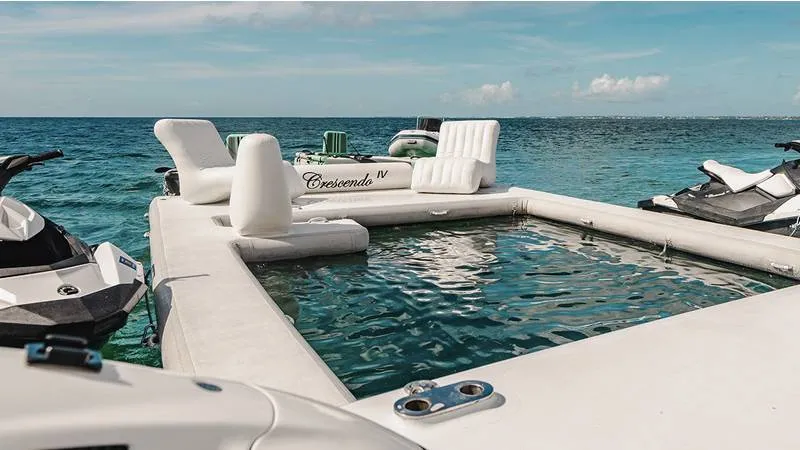 FunAir FunSize Beach Club Sea Pool