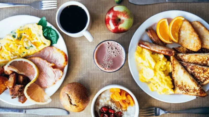 Full breakfast plated