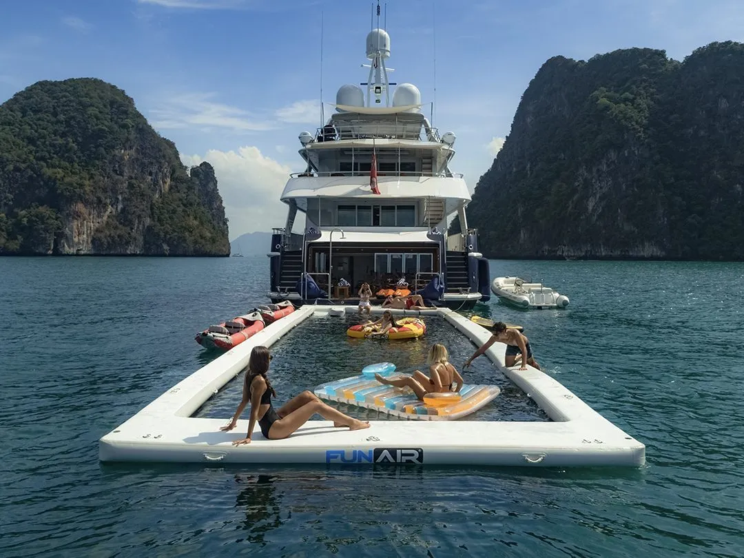 Beach Club Sea Pool on superyacht Lady Azul