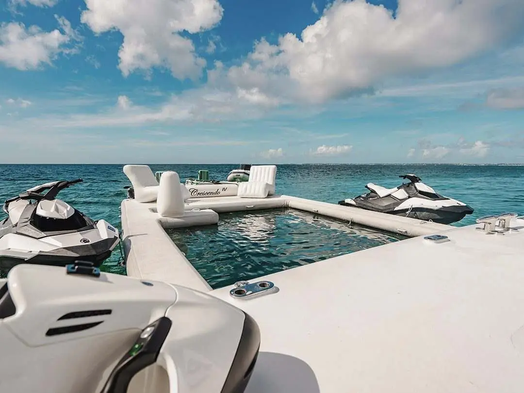 FunSize Beach Club Sea Pool